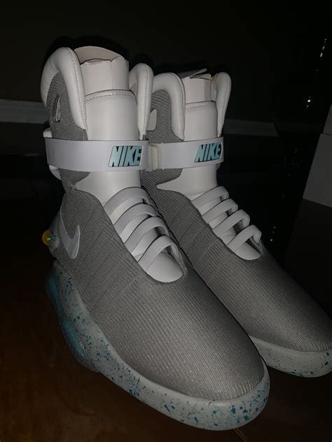 nike mag 2016 auto lacing